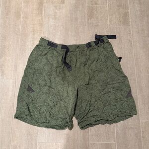 L.L. Bean Men's Olive Patterned Athletic Shorts